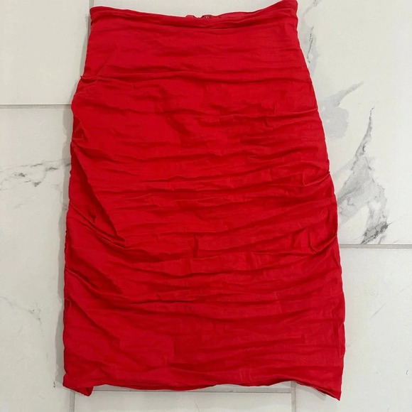 Nicole Miller Atelier Coral Pink Satin Tight Pencil Skirt Ruched Size 6 Holiday - Picture 2 of 8